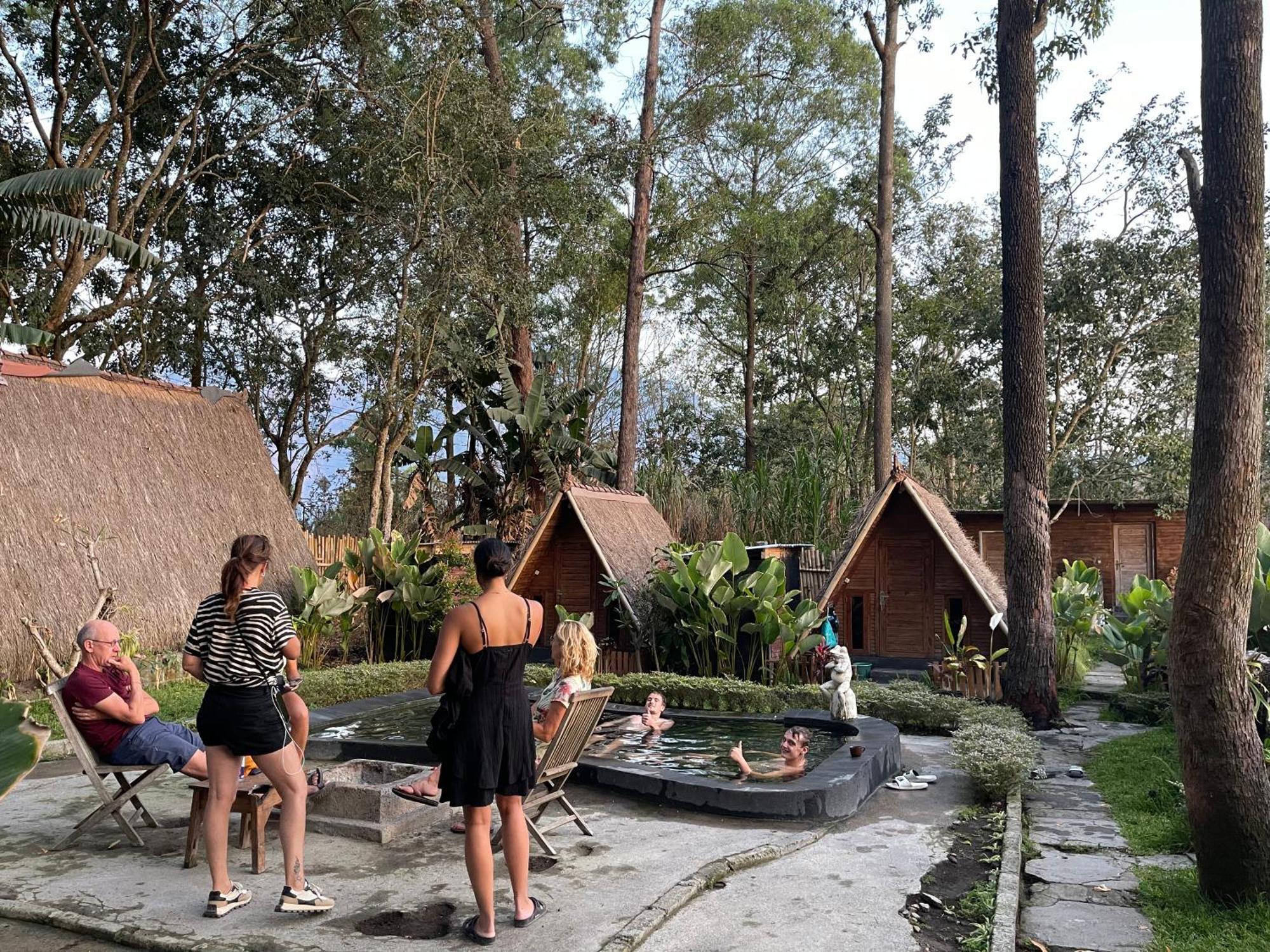 Ferienwohnung Triangle House And Private Hot Spring Kintamani Exterior foto