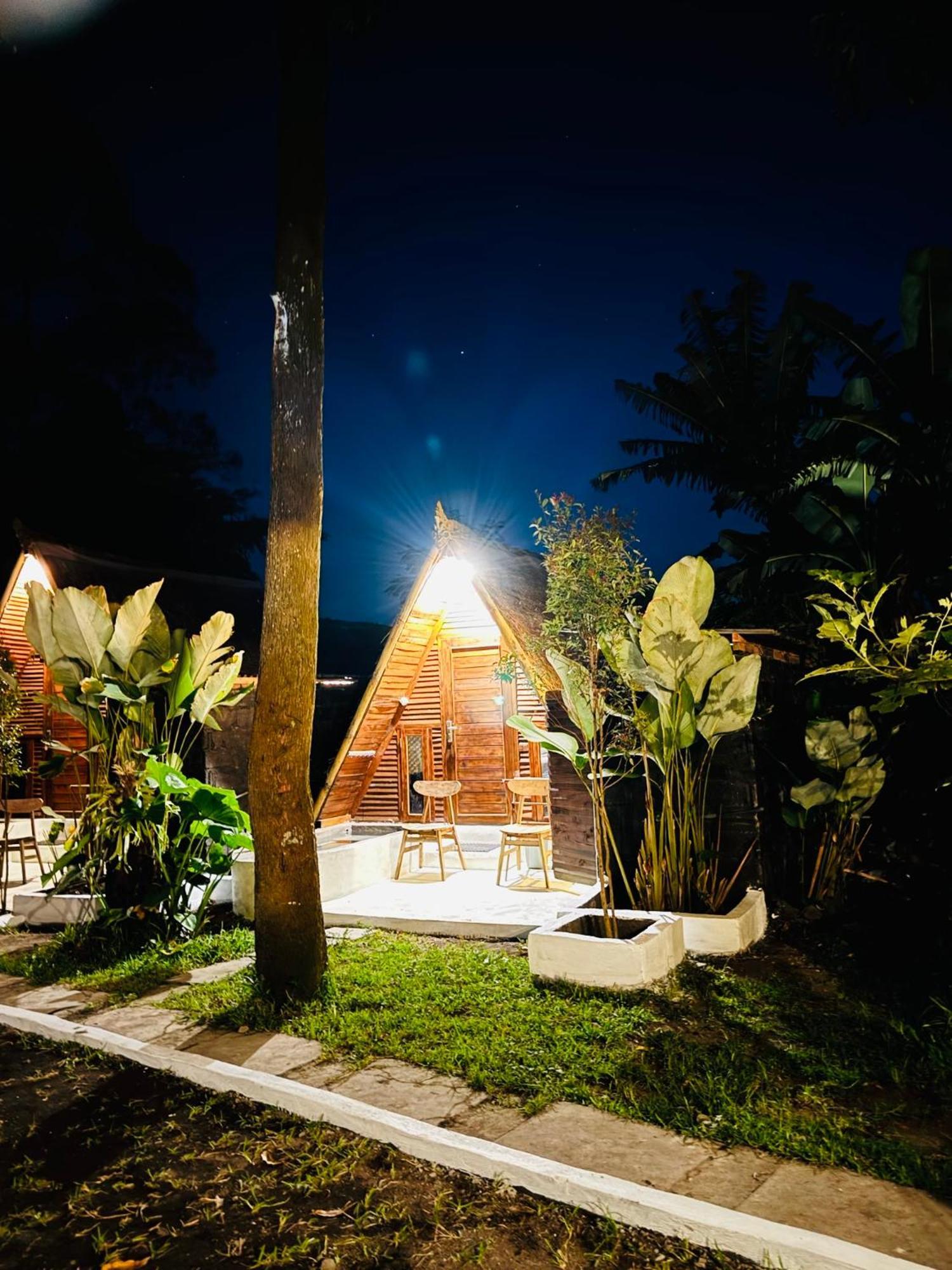 Ferienwohnung Triangle House And Private Hot Spring Kintamani Exterior foto